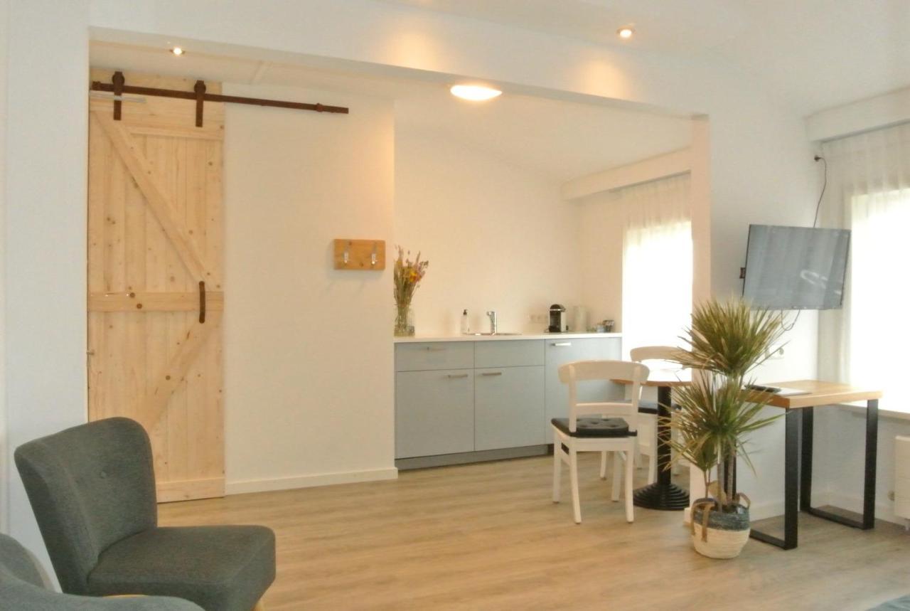 Standard Double Room,981901636:JPEG